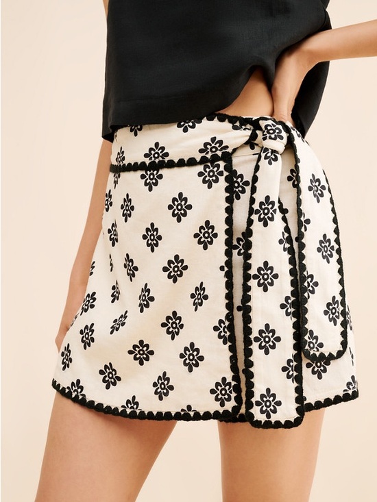 FARM Rio Pants - FARM Rio Anthropologie Linen Wrap Skort Floral Black Ivory M Boho Resort